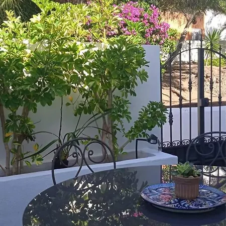 Ocean House فندق مبيت وإفطار *